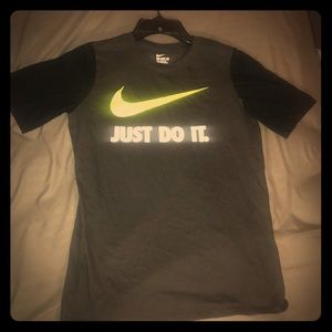 Nike Small Shirt